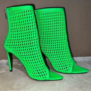 Cape Robbin Weave Peep Toe Booties w/Stiletto High Heels size 6.5 Nepn Green